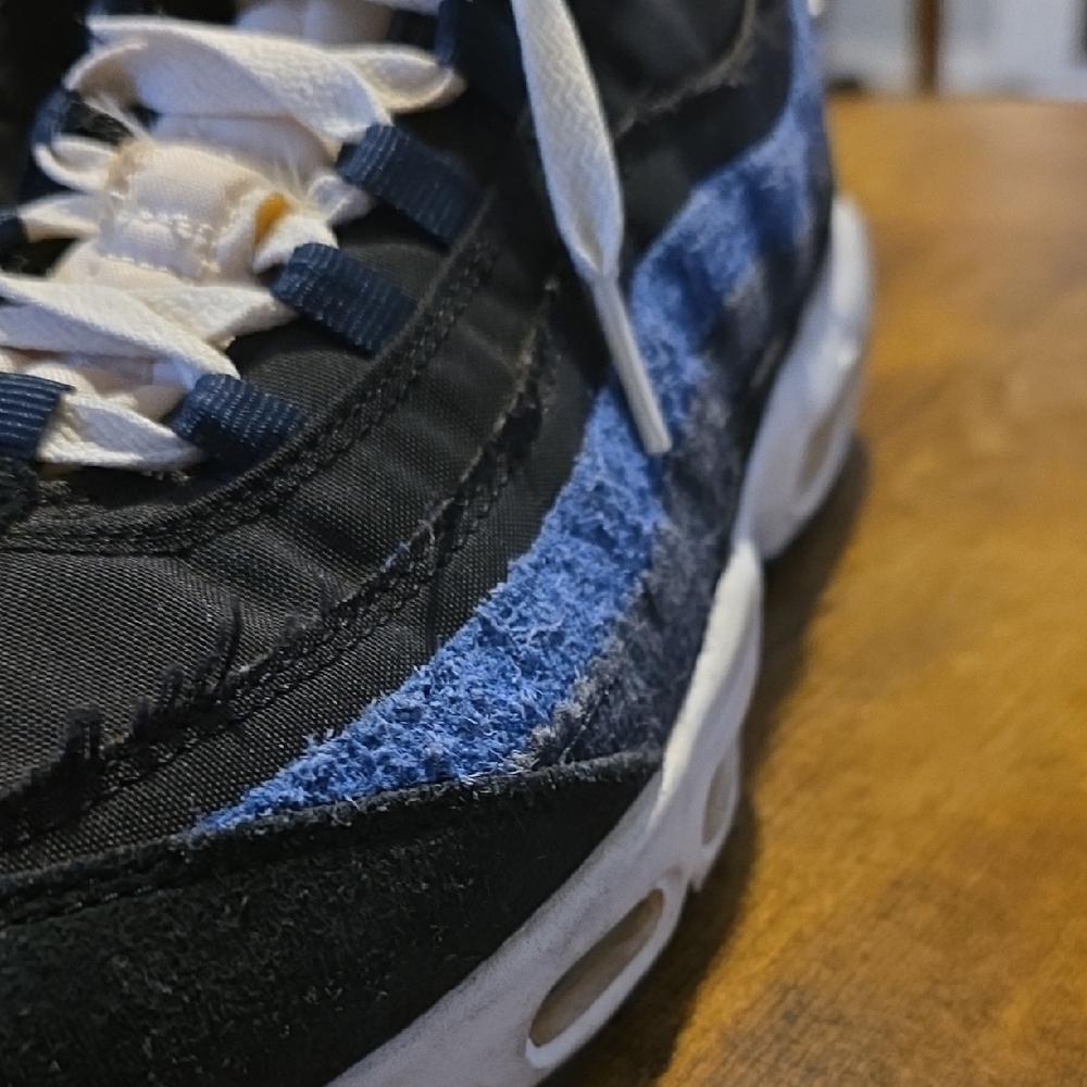 Nike Men's Black and Blue Lace-Up Sneakers - Picture 5 of 14